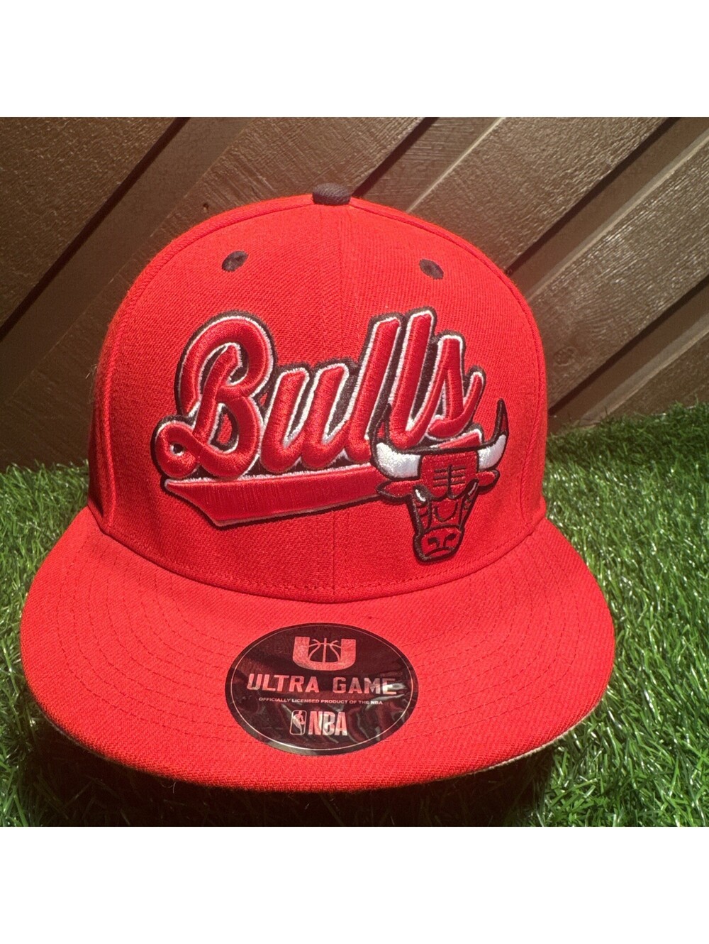 Chicago Bulls Mens Ultra Game NBA Unisex Snapback Hat OSFM Red NWT